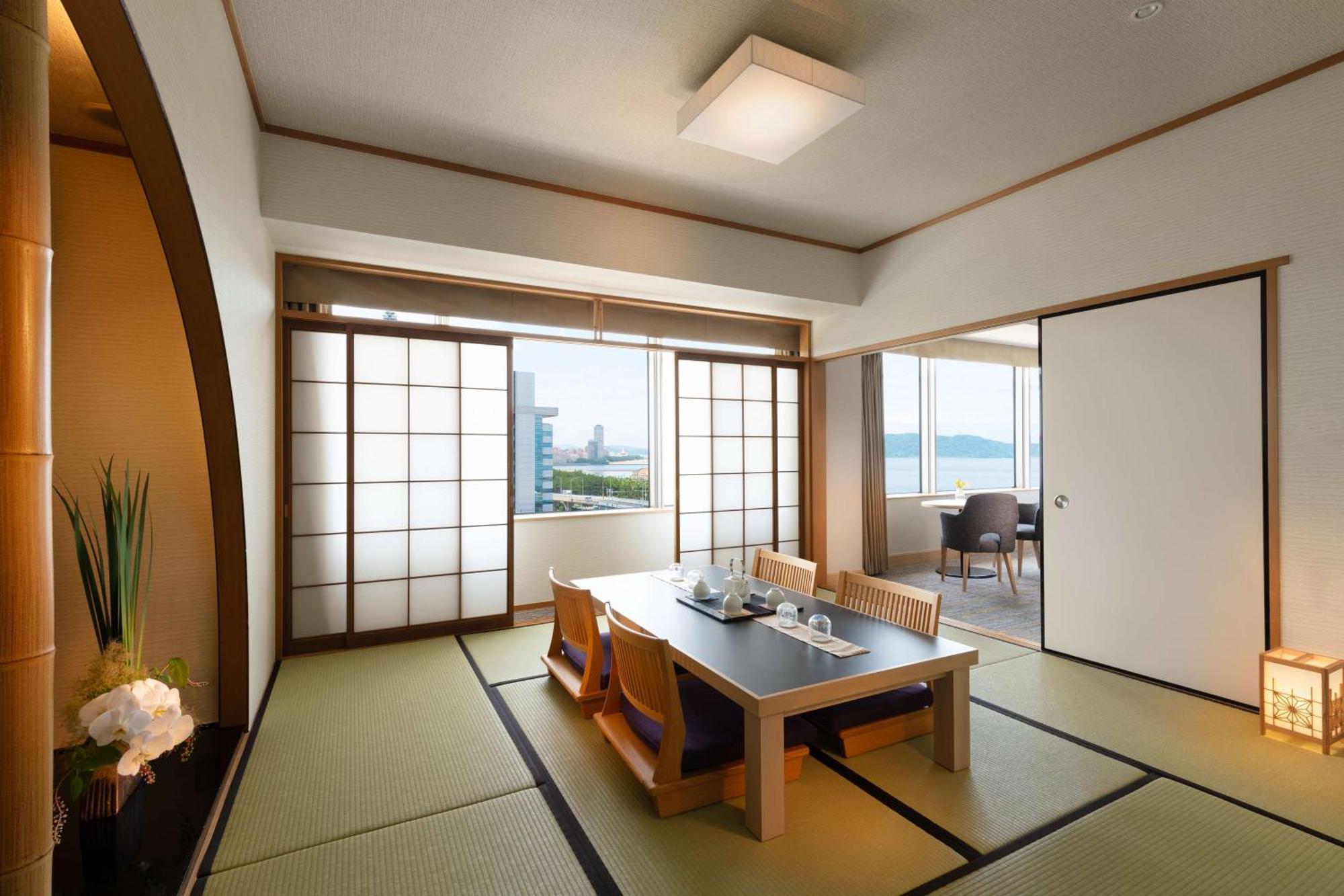 Hilton Fukuoka Sea Hawk Hotel Ngoại thất bức ảnh
